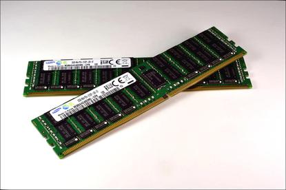 Samsung 20nm-class, 4Gb-based, 32GB DDR4 module