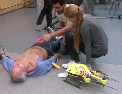 A prototype ambulance drone developed at Delft University of Technology can bring a defibrillator to help cardiac arrest patients, as shown in this dramatisation. 