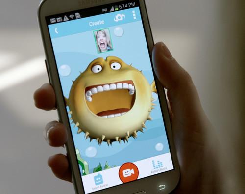Intel's Pocket Avatars 3D mobile chat app uses face-tracking tech (1)
