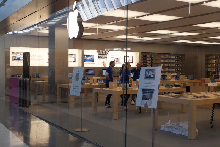 The Apple Store Penrith, which officially opened its doors this morning