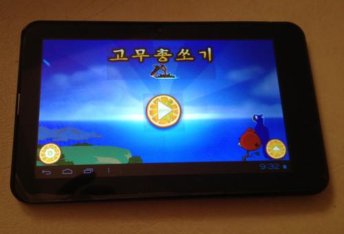 Angry Birds on North Korea's Samjiyon tablet