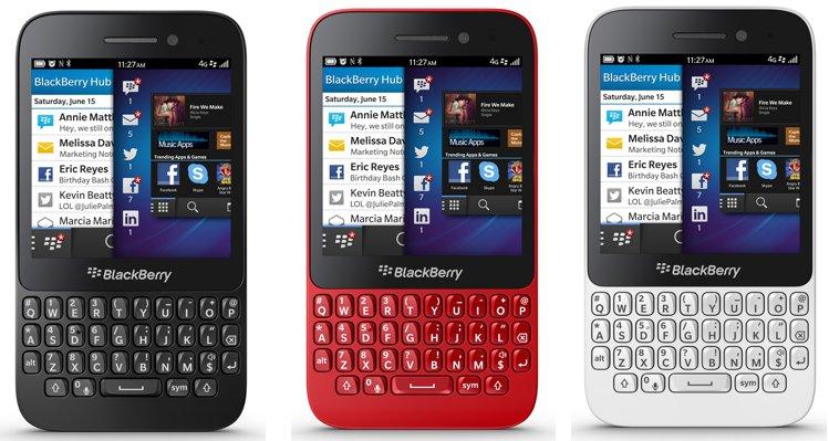 The BlackBerry Q5 is available in white, black, pink and red colour variants.