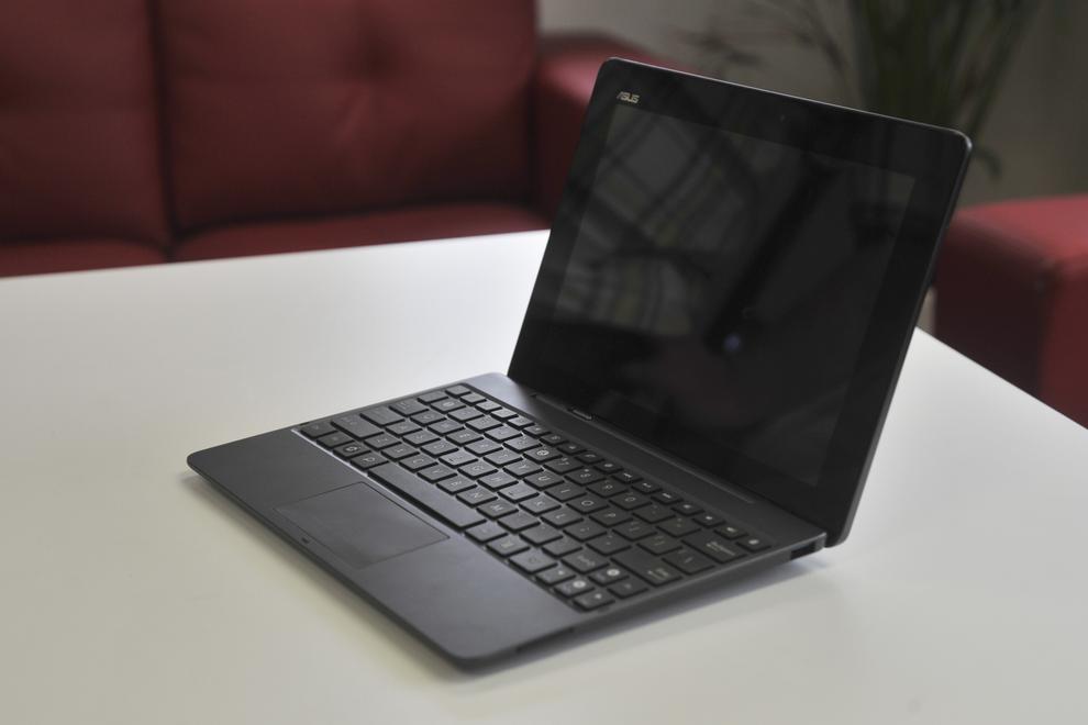 The Asus Transformer Pad features a proprietary charging port