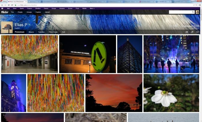 A typical Flickr page on a Full HD screen.