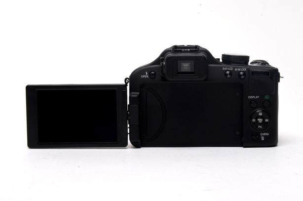 Panasonic LUMIX DMC-FZ150 digital camera